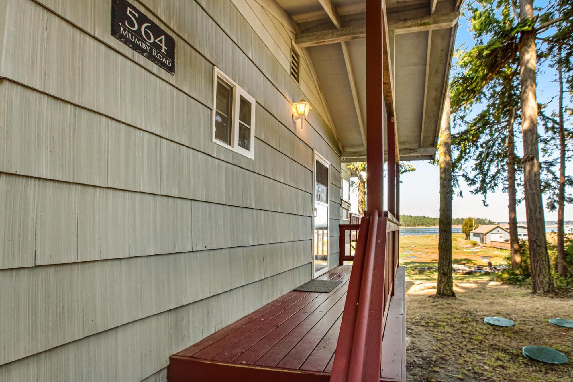 Marrowstone Island Beach Cabin Екстериор снимка