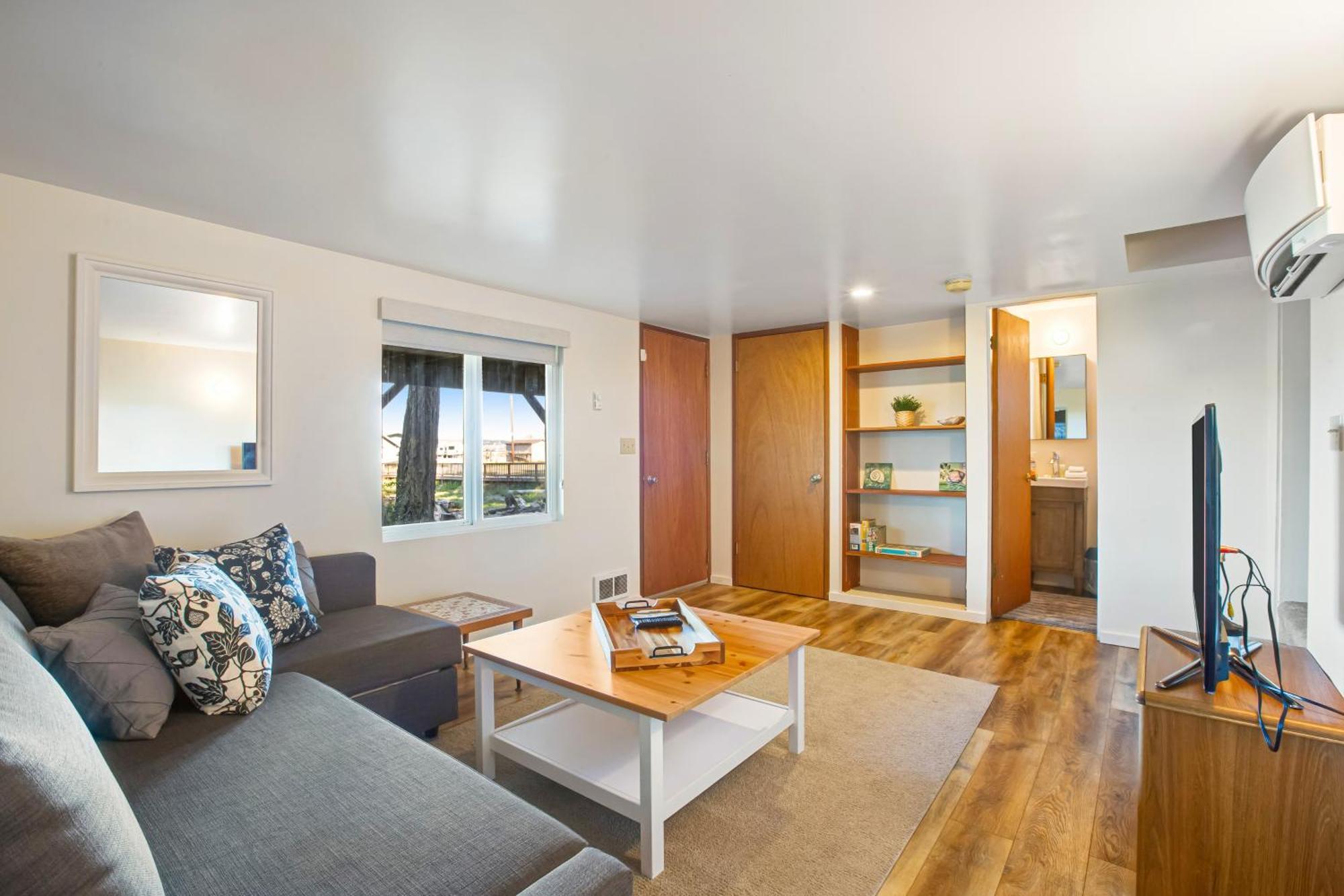 Marrowstone Island Beach Cabin Екстериор снимка