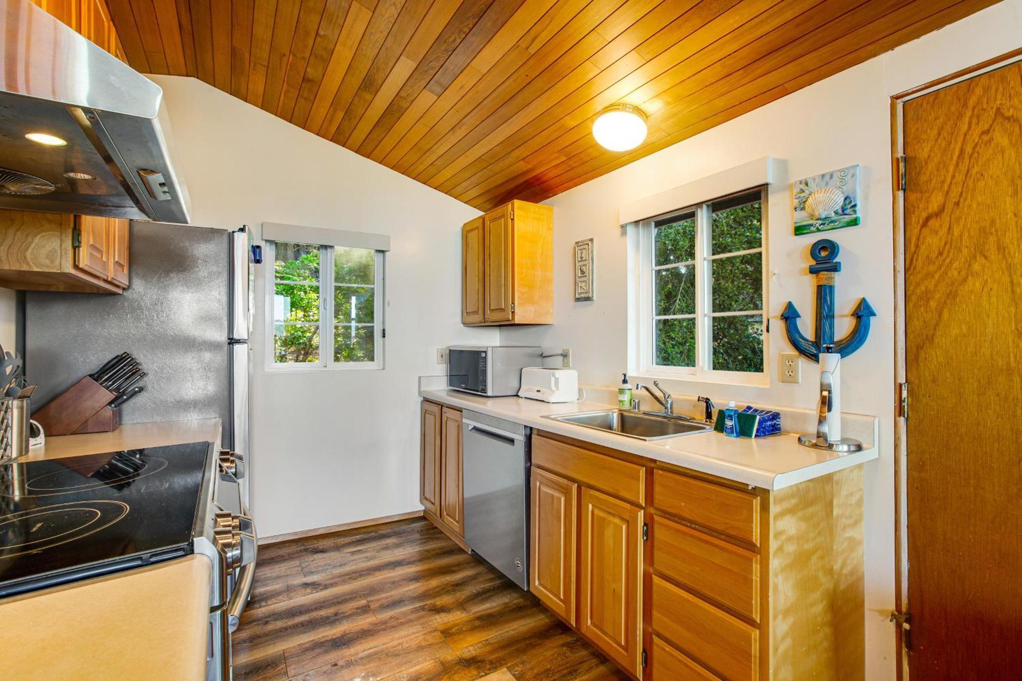 Marrowstone Island Beach Cabin Екстериор снимка