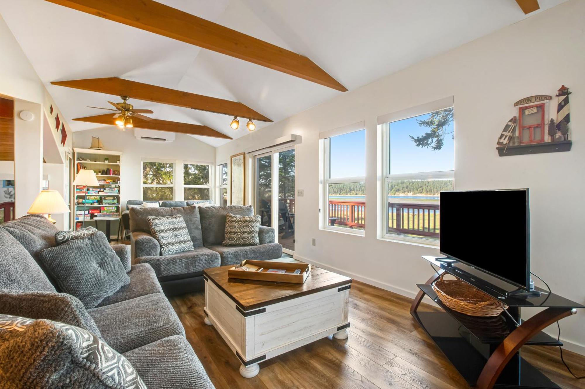 Marrowstone Island Beach Cabin Екстериор снимка