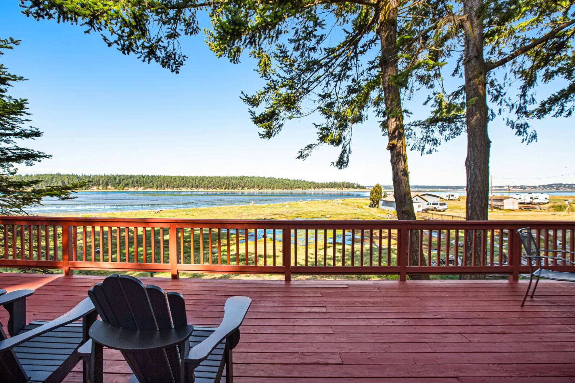 Marrowstone Island Beach Cabin Екстериор снимка
